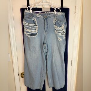 Baggy Jeans from SHEIN
Fun and Young
Size 4XL